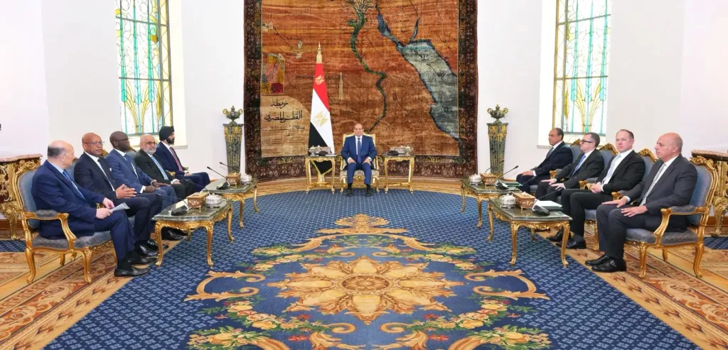 الرئيس السيسي يؤكد موقف مصر الثابت الداعي لتسوية مختلف الأزمات الإقليمية عبر الوسائل السلمية