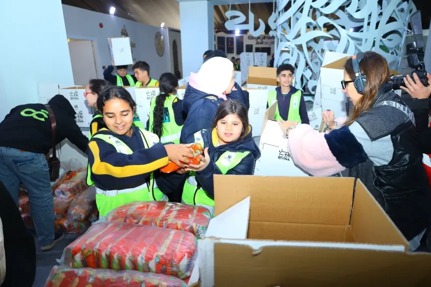 ”صناع الخير” تستقبل وفدا من معلمي وطلاب مدرسة نيوكاسل الدولية للمشاركة في تعبئة كراتين رمضان ضمن مبادرة «المنفذ»