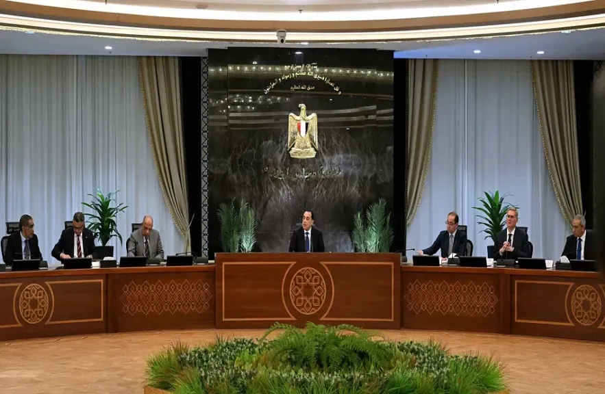 مدبولي يطمئن المصريين: مخزون السلع الاستراتيجية آمن لعدة شهور.. ولن نسمح بممارسات احتكارية