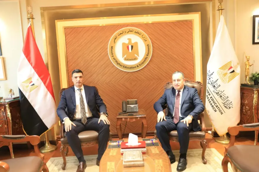 وزير الصناعة: تفعيل الشراكة المؤسسية بين الجامعات والمصانع وربطها باحتياجات القطاع الصناعي