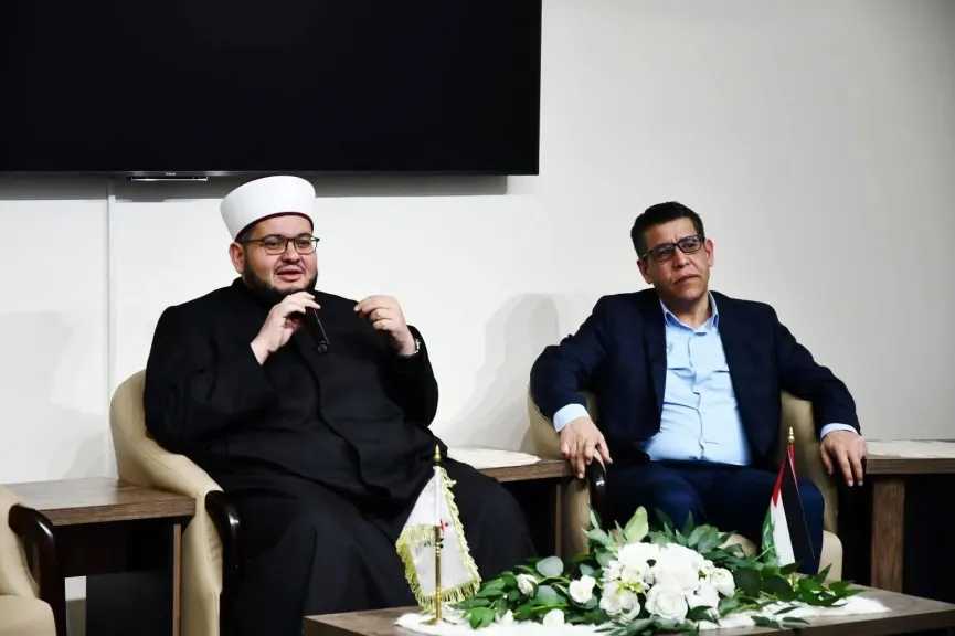 إضاءات رمضانية .. محاضرة دينية للدكتور ”الرفاتى ” بالتعاونية الأردنية