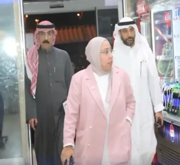 ”مريم العوض” تواصل جولاتها بزيارة التعاونيات الاستهلاكية والاطمئنان على مخزون السلع