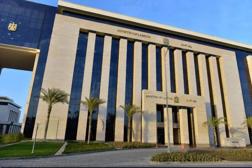 وزارة العمل تعلن عن 4435 وظيفة خالية بالتعاون مع 44 شركة