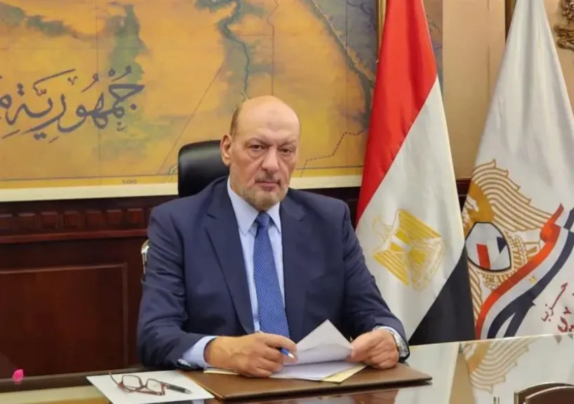 حزب ”المصريين”: تكريم الرئيس لمبدعي دولة التلاوة يُعيد الريادة المصرية للمرجعية الدينية