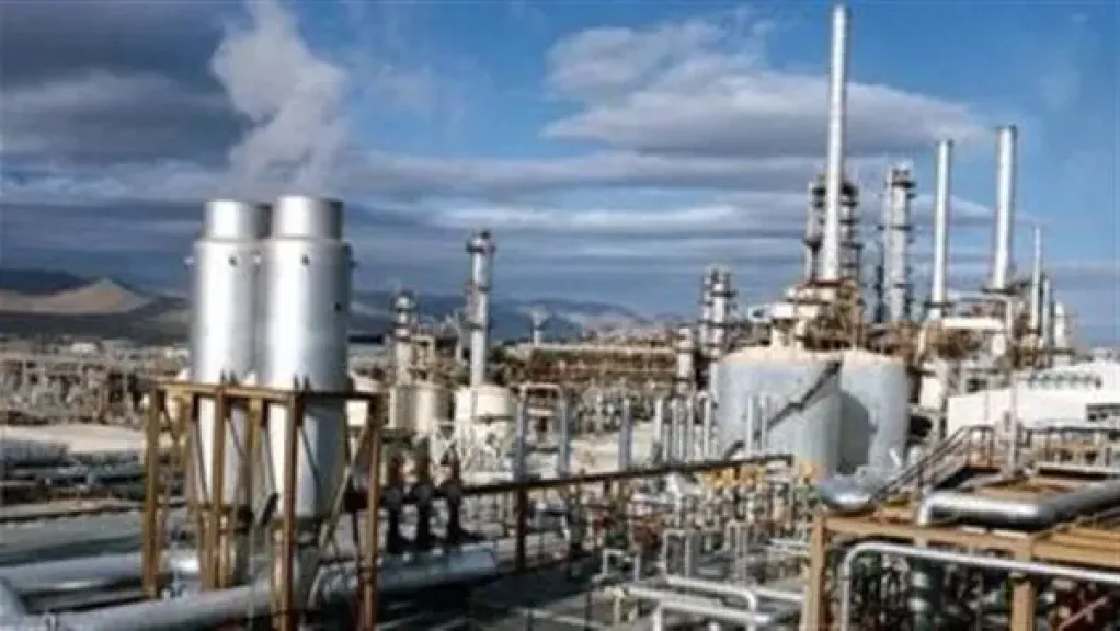 الشركة القابضة للبتروكيماويات تستهدف 10 مشروعات لتوطين الصناعة وتعزيز الإنتاج المحلي