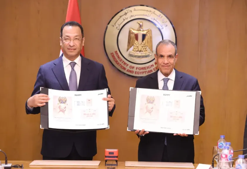 زيادة مدة الإعفاء لأجهزة المحمول للمصريين المقيمين بالخارج عند زيارتهم للبلاد من 90 يوماً إلى 120 يومًا