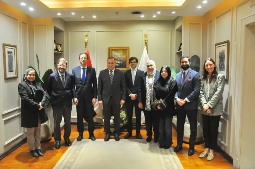 وزير التعليم العالي يبحث سبل تعزيز التعاون مع سفير إسبانيا| صور