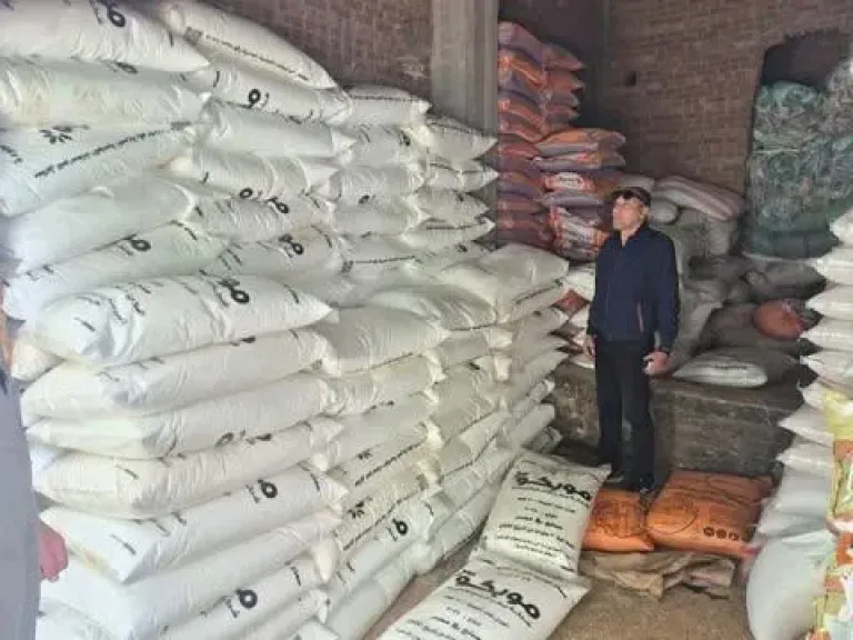 حماية المستهلك: التحفظ على 9 أطنان من الأسمدة الزراعية والأعلاف الحيوانية مجهولة المصدر