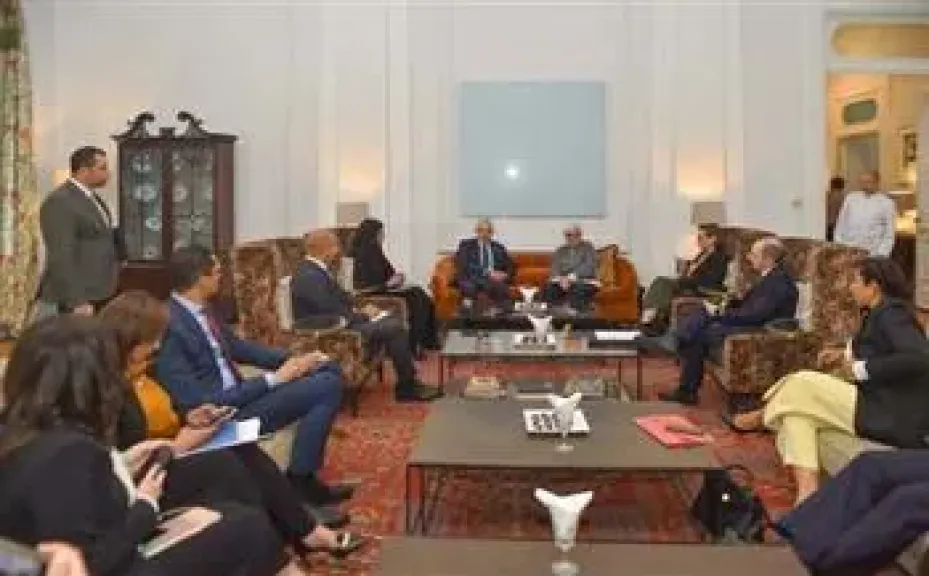 وزير الاستثمار يبحث مع الممثلة الخاصة للمملكة المتحدة للمناخ تعزيز الاستثمارات الخضراء