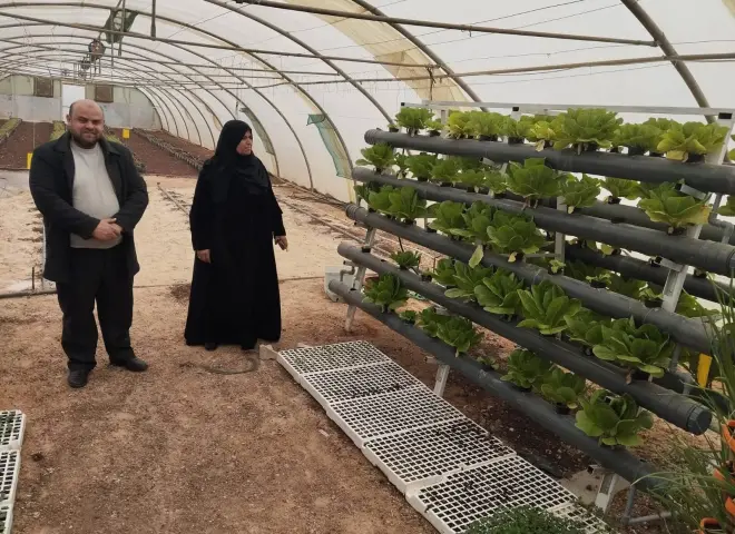 مدير تعاون ”الزرقا” بالأردن يتفقد المشروعات التعاونية بالمحافظة