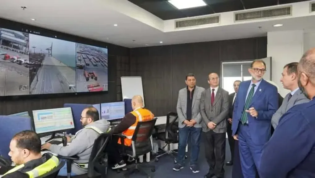 جولة ميدانية لرئيس الهيئة القومية لسلامة الغذاء بميناء الإسكندرية لتعزيز الرقابة وتسريع تداول الرسائل الغذائية