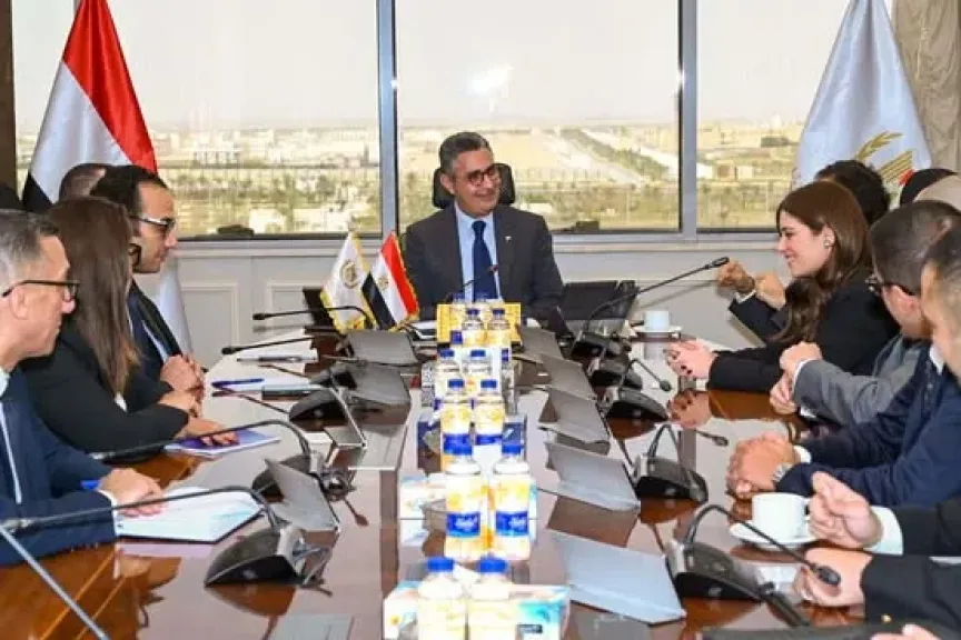 ”التموين” و”مايكروسوفت” تبحثان تطوير الدعم والسلع التموينية بالذكاء الاصطناعي