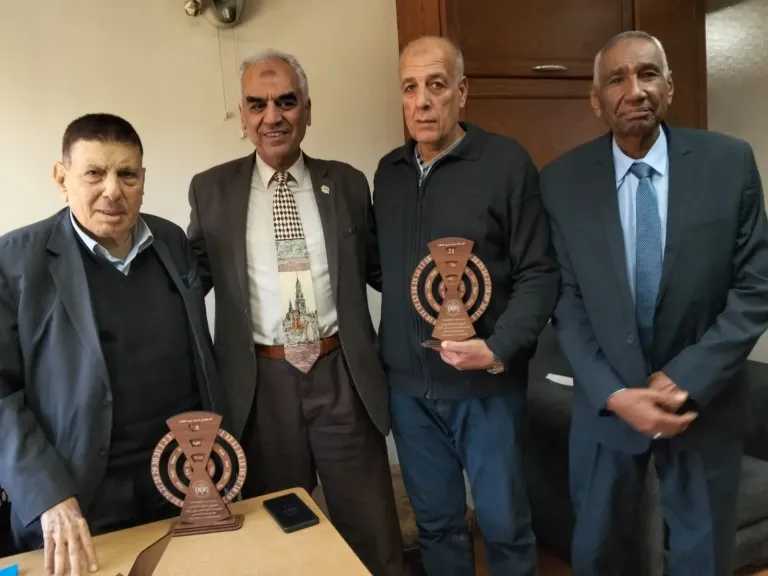 الجمعيه التعاونيه الانتاجيه للصناعات الصغيرة المغذية والمكملة بالعاشر من رمضان تكرم د. عبد الظاهر