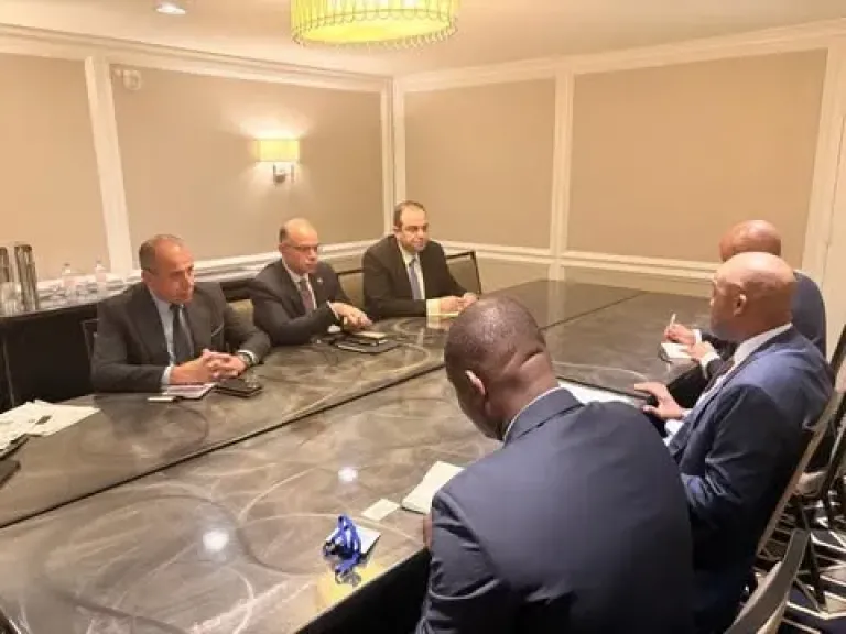 وزير الاستثمار يلتقي الأمين العام لاتفاقية منطقة التجارة الحرة الإفريقية لتعزيز التكامل الاقتصادي