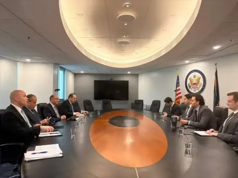 وزير الاستثمار يبحث مع مؤسسة «تمويل التنمية الدولية الأمريكية» الشراكة الاقتصادية