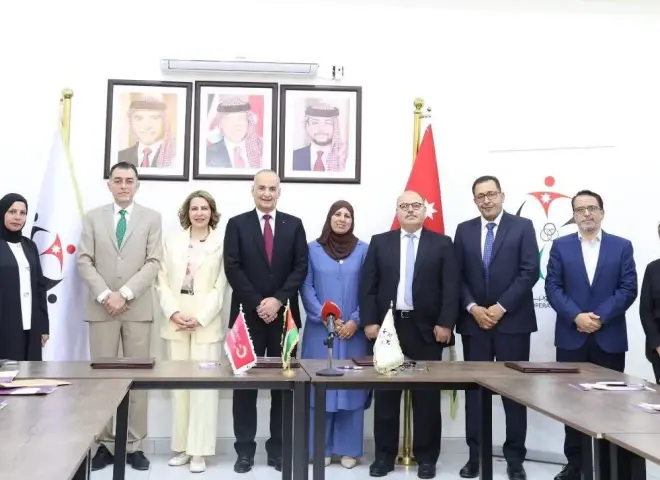 ”التعاونية الأردنية” توقع ٤ اتفاقيات لتقديم خدمات تمويلية رقمية للمزارعين