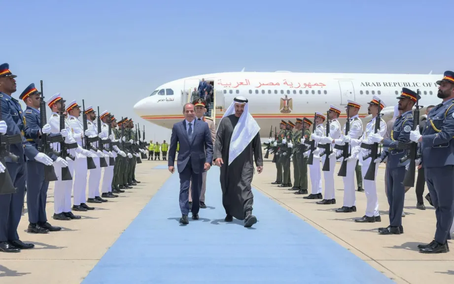 الرئيس السيسي يُجري زيارة أخوية للإمارات التقى خلالها نظيره الإماراتي