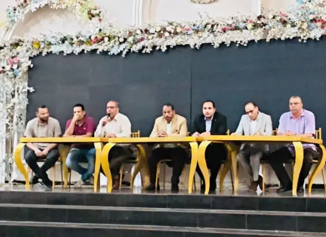 عمومية إسكان العاملين بإدارات جامعة جنوب الوادى تعتمد قرار التخصيص للمنتفعين بمشروع ”جرين سيتى” بقنا الجديدة