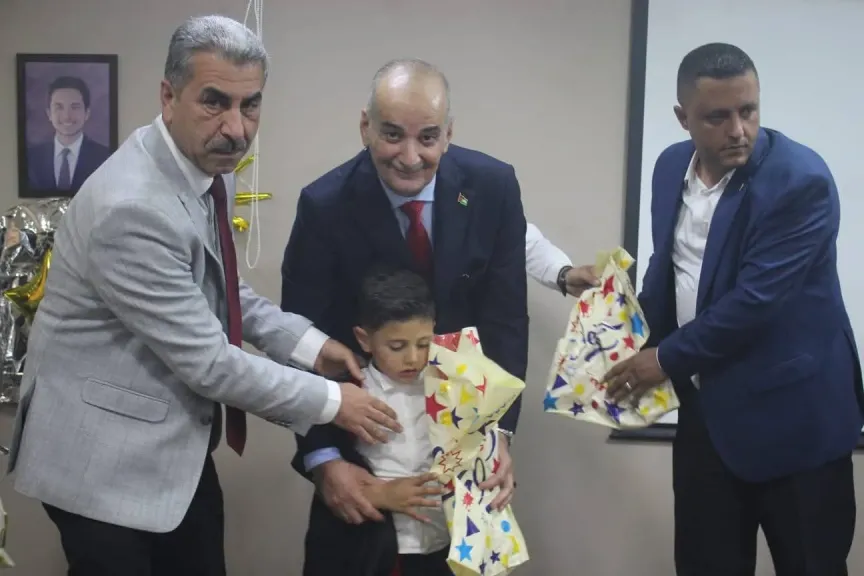 مدير ”التعاونية الأردنية” يحضر احتفال تعاونية ”الجوفة” بتخريج طلبة روضة مدرسة البقيع التربوية