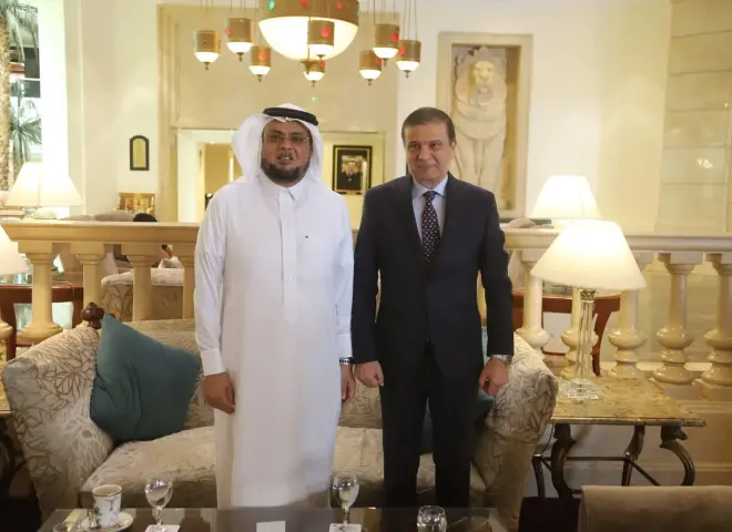 وزير الزراعة يبحث مع وكيل وزارة البيئة والمياه والزراعة السعودي تعزيز التعاون المشترك
