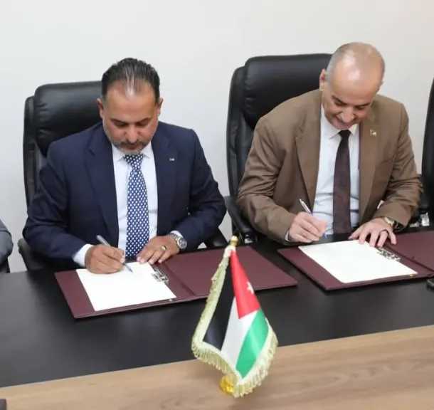 المؤسسة التعاونية وسلطة وادي الأردن توقعان مذكرة تعاون لتخصيص 4 آلاف دونم لدعم التعاونيات الزراعية