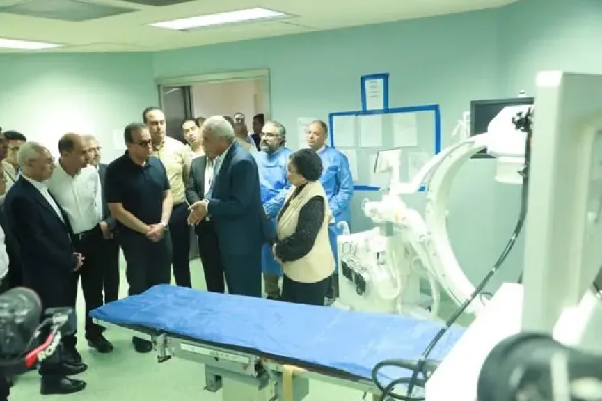 وزير الصحة يتفقد مستشفيي الكبد والجهاز الهضمي والثلاثي الجامعيين بمحافظة المنيا