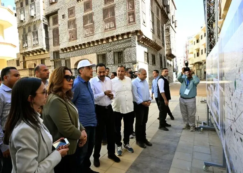 رئيس الوزراء يتفقد أعمال تطوير قلب مدينة رشيد التاريخية.. ورفع كفاءة وإعادة إحياء منزل الأماصيلي التراثي
