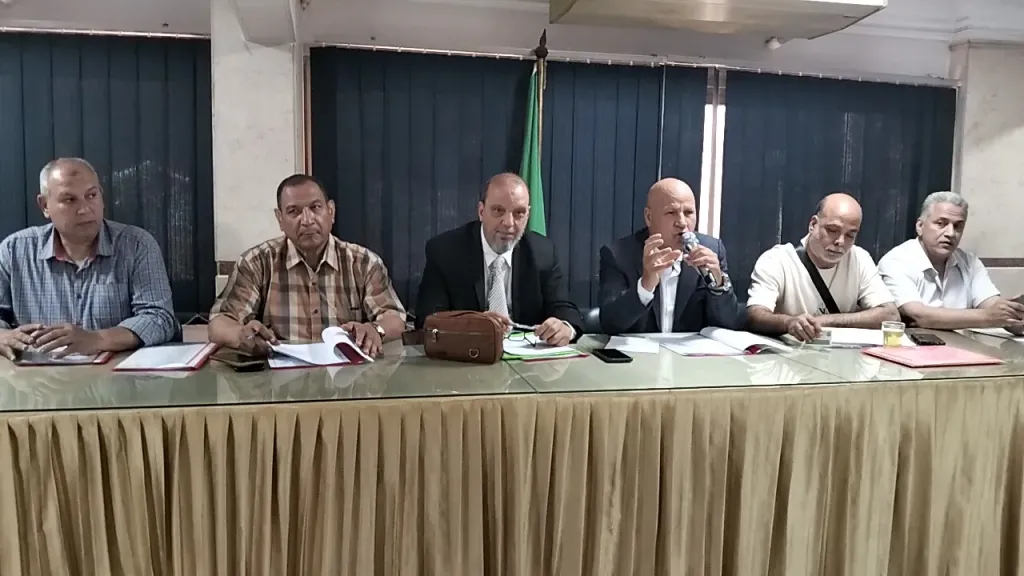 عمومية الجمعية العامة لتسويق الخضر والفاكهة تجدد الثقة فى مجلس ”الطوخى”
