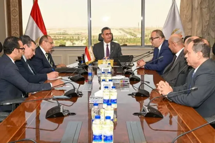 وزير التموين يبحث مع ”تمويلي” للخدمات المالية آليات دعم بدالي التموين ومنافذ جمعيتي بحلول تمويلية ميسرة