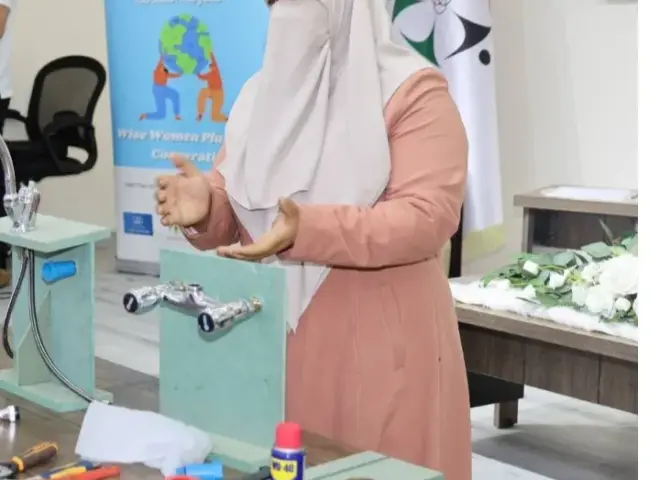 افتتاح ورشة تدريبية بالشراكة مع تعاونية السباكات الرائدات النسائية في المؤسسة التعاونية الأردنية