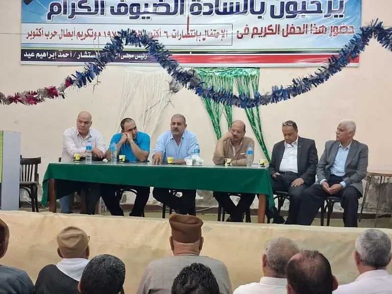 بتكليفات ”فاروق”..  رئيس الإصلاح الزراعي يتفقد الجمعيات والمشروعات وانشطة الهيئة بمحافظة المنوفية