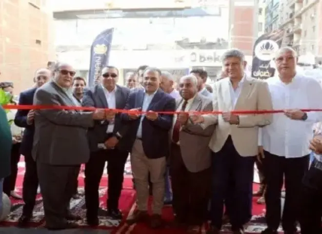 محافظ الشرقية يفتتح معرض «أثاثنا» بالزقازيق الذى تنظمه الجمعية الإنتاجية لتصنيع الأثاث بدمياط