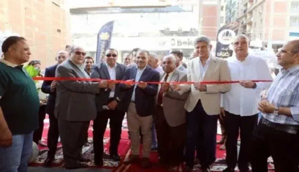 محافظ الشرقية يفتتح معرض «أثاثنا» لمنتجات دمياط بالزقازيق الذى تنظمه الجمعية الإنتاجية لتصنيع الأثاث
