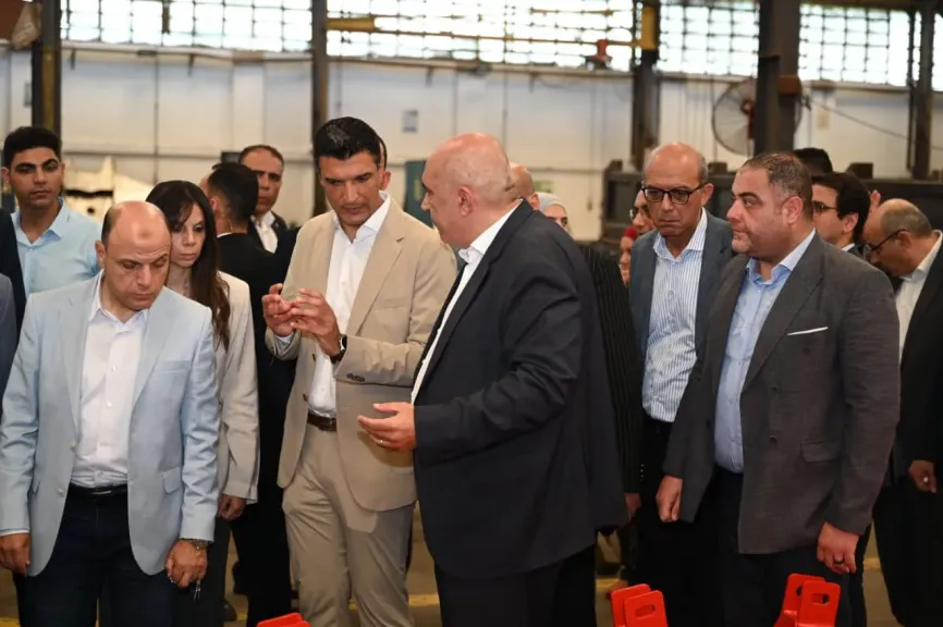وزير الصناعة يختتم جولته بالمحلة بتفقد 4 مصانع ومركز تدريب.. ويؤكد: الغزل والملابس الجاهزة أولوية للدولة