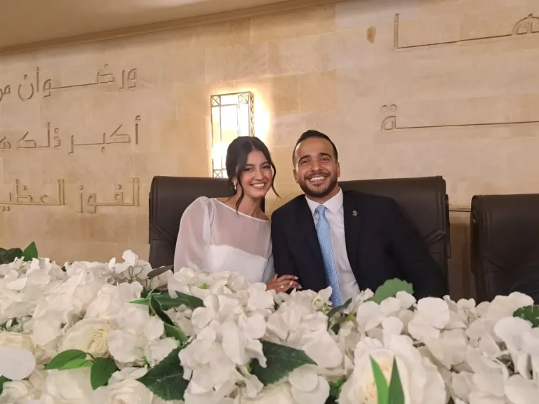 رئيس حزب «المصريين» يهنئ المستشار محمد عيسى النقيب بعقد قران كريمته