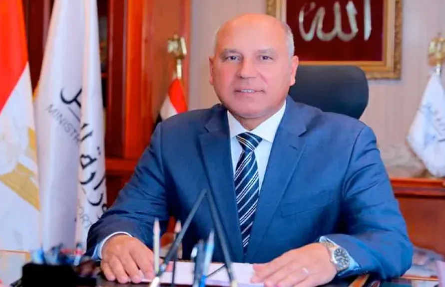 تقديرا لشجاعتها.. وزير النقل يتواصل مع ”ليلى حسن” ويكرمها الأسبوع المقبل| تفاصيل