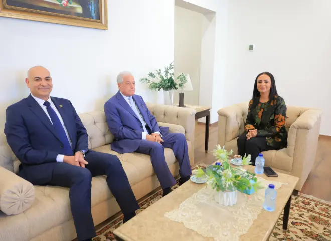 وزيرة التضامن الاجتماعي تلتقي مستشار رئيس الجمهورية للتنمية المحلية ورئيس جامعة مدينة السادات