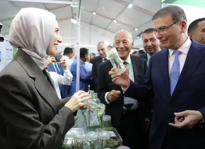 بمشاركة 75 عارض .. وزير الزراعة يفتتح معرض مركز البحوث الزراعية الثاني