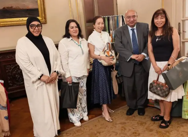 مشاركة مميزة لتعاونية الحرف اليدوية والتراثية بأسوان فى معرض النادى الدبلوماسى بالقاهرة