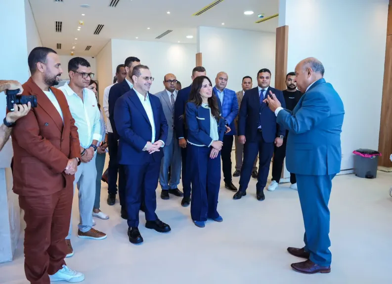 وزيرة الإسكان تتفقد مشروع مستشفى «شفا العلمين» بمدينة العلمين الجديدة