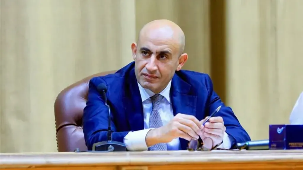 قرار وزاري يحدد المواد الدراسية للصفوف الثلاثة الأولى بالمرحلة الابتدائية