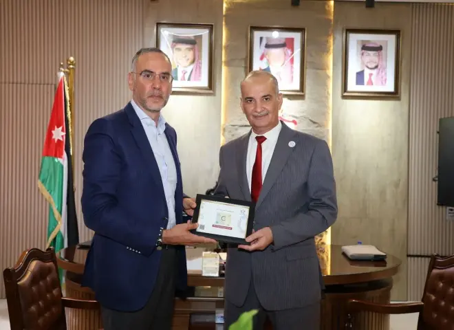 مدير ”التعاونية الأردنية” يستقبل رئيس هيئة المديرين فى إذاعة ”حياة أف. أم”