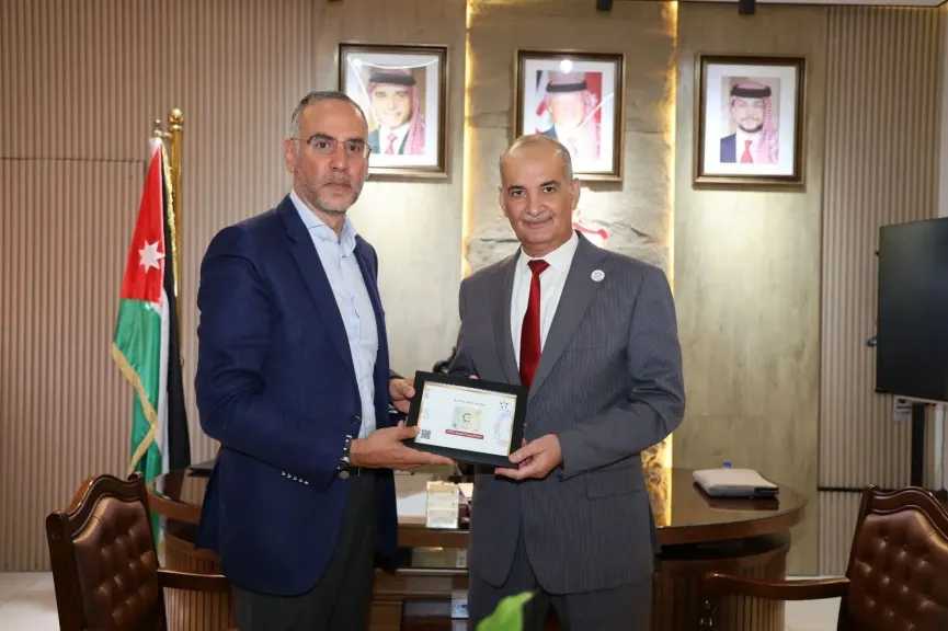 مدير ”التعاونية الأردنية” يستقبل رئيس هيئة المديرين فى إذاعة ”حياة أف. أم”
