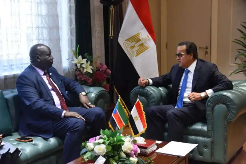 وزير الصحة يستقبل سفير جنوب السودان لبحث تعزيز التعاون الصحي