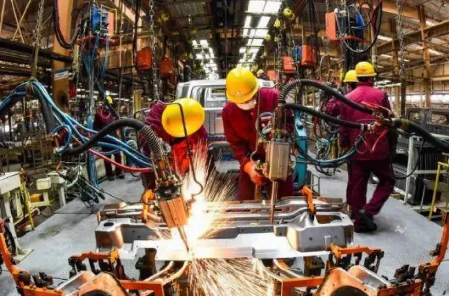 ارتفاع القيمة المضافة للناتج الصناعي في الصين بنسبة 5.2% خلال أغسطس