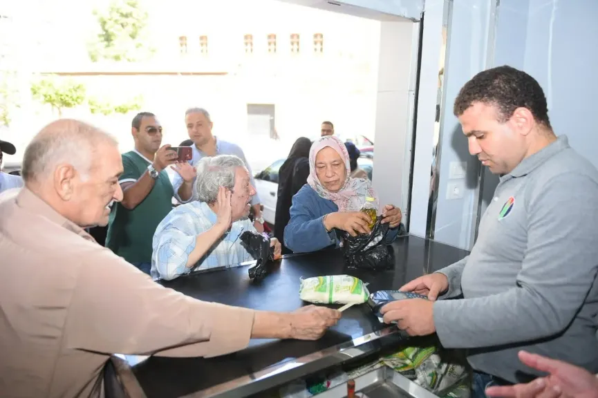 فروع «كاري أون» السبعة بدير الملاك.. تقدم تخفيضات لا تقل عن 25%