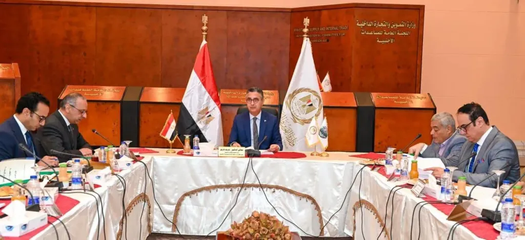 وزير التموين: تعزيز التعاون مع القطاع الخاص لدعم استثمارات تحقق قيمة مضافة وعائدًا مستدامًا