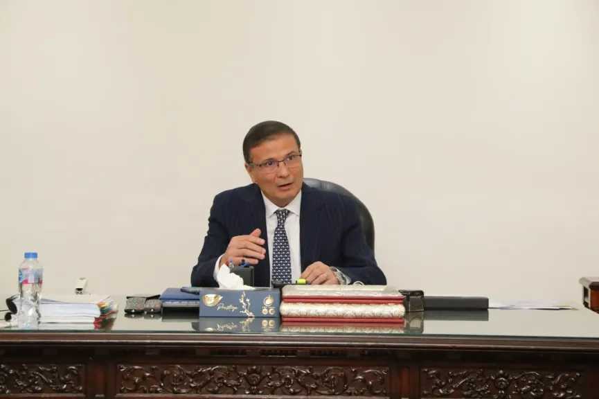 وزير الزراعة يبحث مع غرفة استصلاح الأراضي الصحراوية سبل دعم الاستثمار الزراعي وتذليل العقبات أمام القطاع الخاص