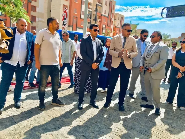 سواقي للتنمية الحضارية (SUD) تنفذ أول محطة انتظار ذكي بحدائق العاصمة ضمن رؤية مصر 2030