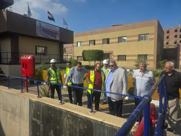 رئيس الصرف الصحي بالقاهرة الكبرى يتابع منظومة التشغيل بمحطتي معالجة البركة ورفع الخصوص الجديدة
